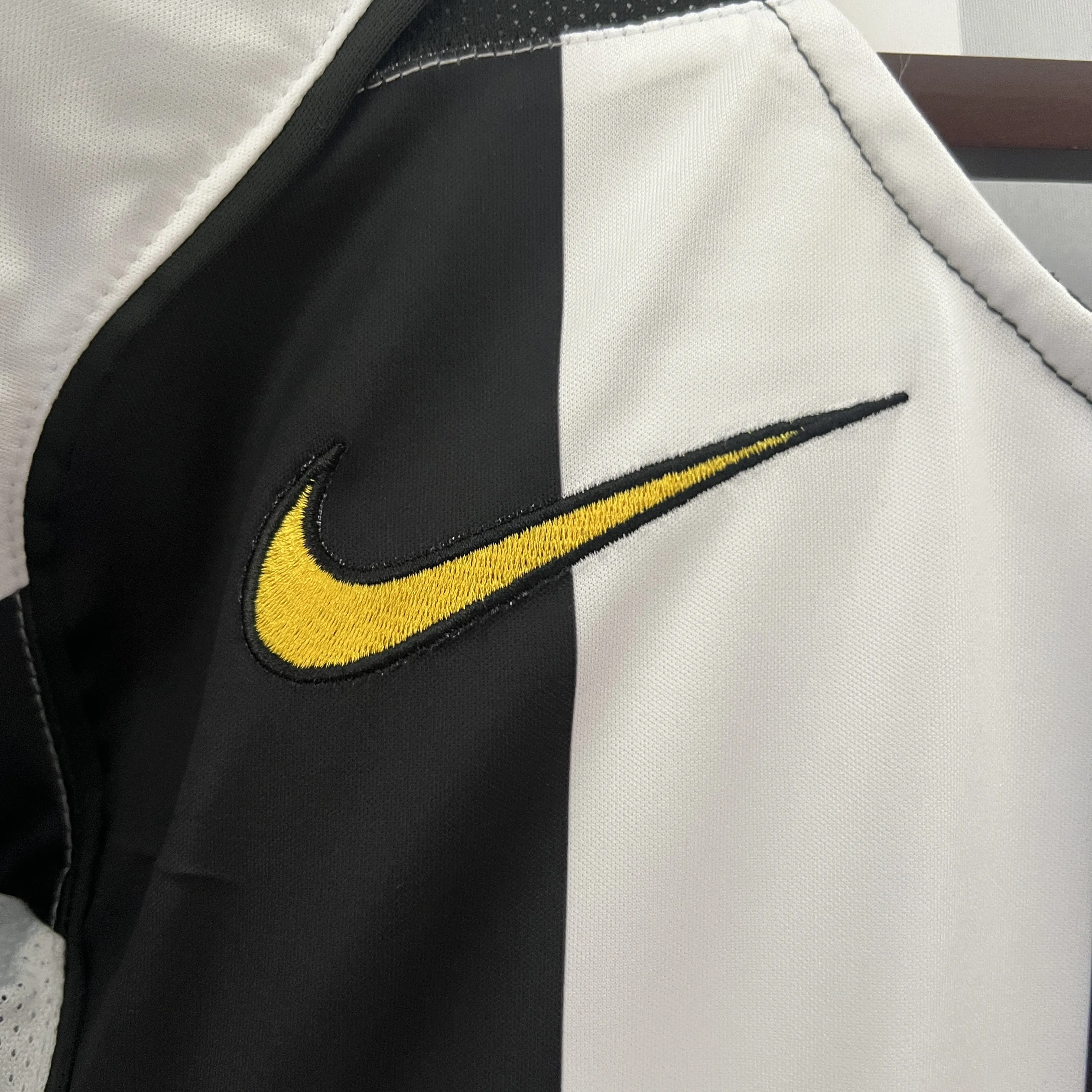 ユベントス ホーム 04/05 レトロ ユニフォーム 半袖 Tシャツ